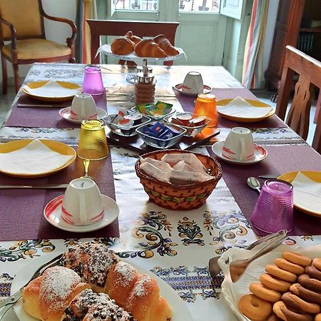 팔레르모 Cavour Il Conte Camillo B&B 외부 사진