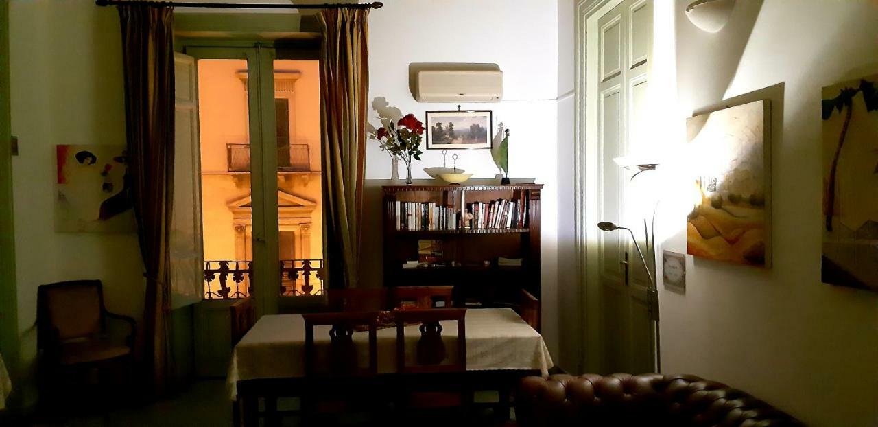 팔레르모 Cavour Il Conte Camillo B&B 외부 사진
